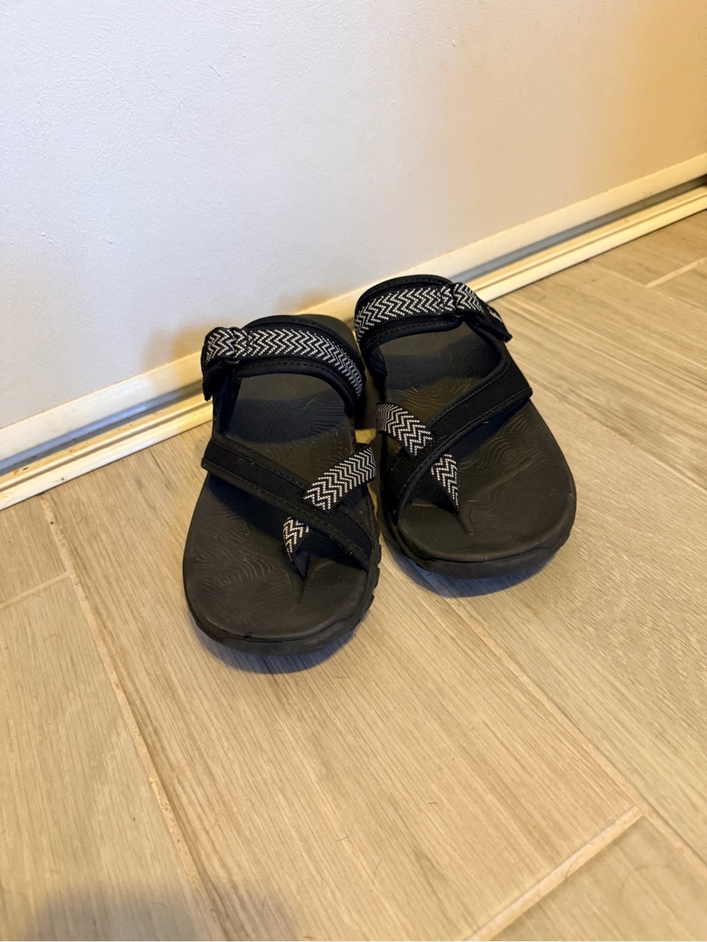 Skechers Black Sandals with Chevron Straps